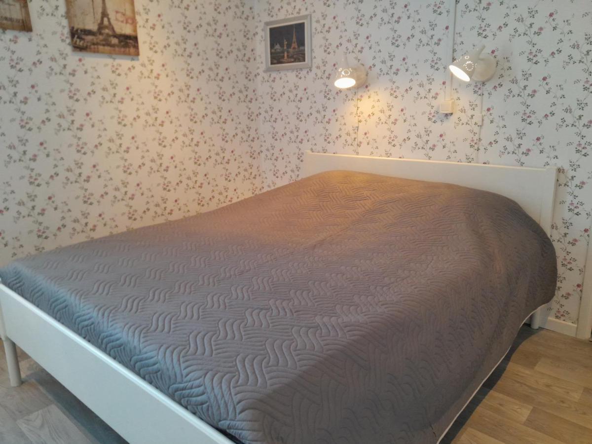 Sur La Bonnefooi Bed & Breakfast Prades-sur-Vernazobre Eksteriør bilde