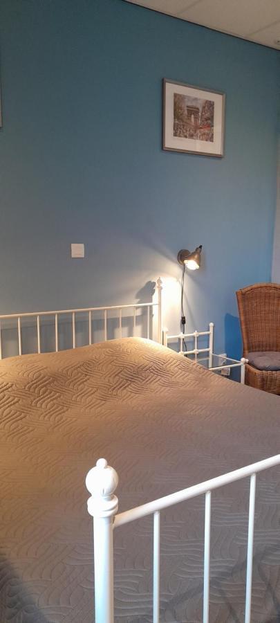 Sur La Bonnefooi Bed & Breakfast Prades-sur-Vernazobre Eksteriør bilde