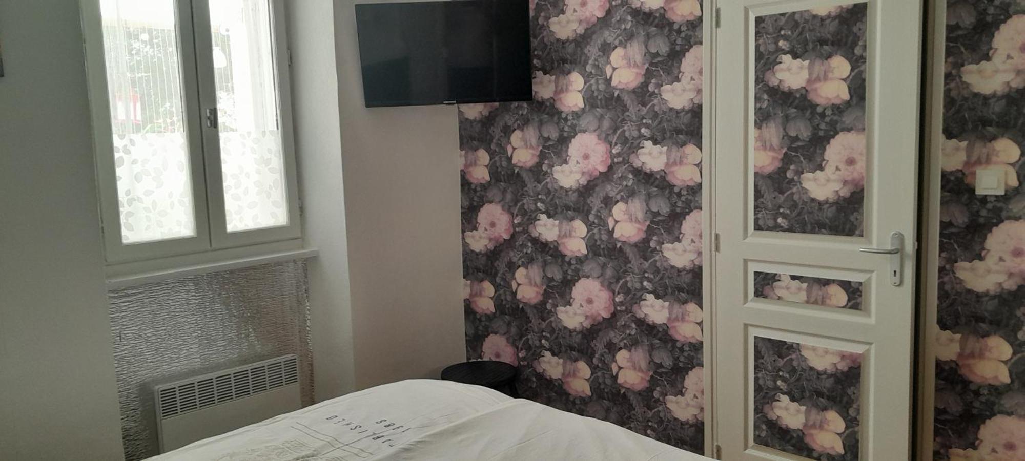 Sur La Bonnefooi Bed & Breakfast Prades-sur-Vernazobre Eksteriør bilde