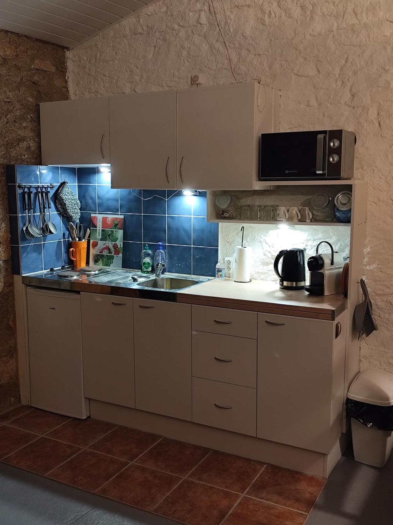 Sur La Bonnefooi Bed & Breakfast Prades-sur-Vernazobre Eksteriør bilde